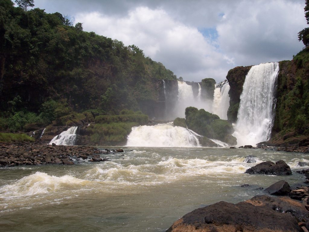 saltos del monday 2